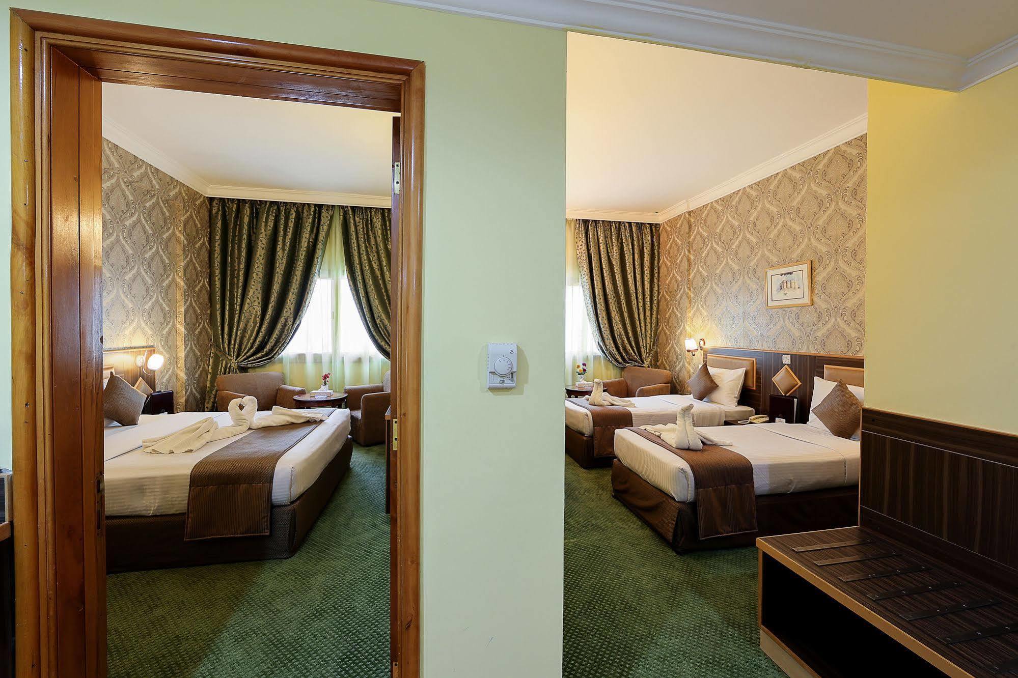 Jonrad Hotel Dubai Dış mekan fotoğraf