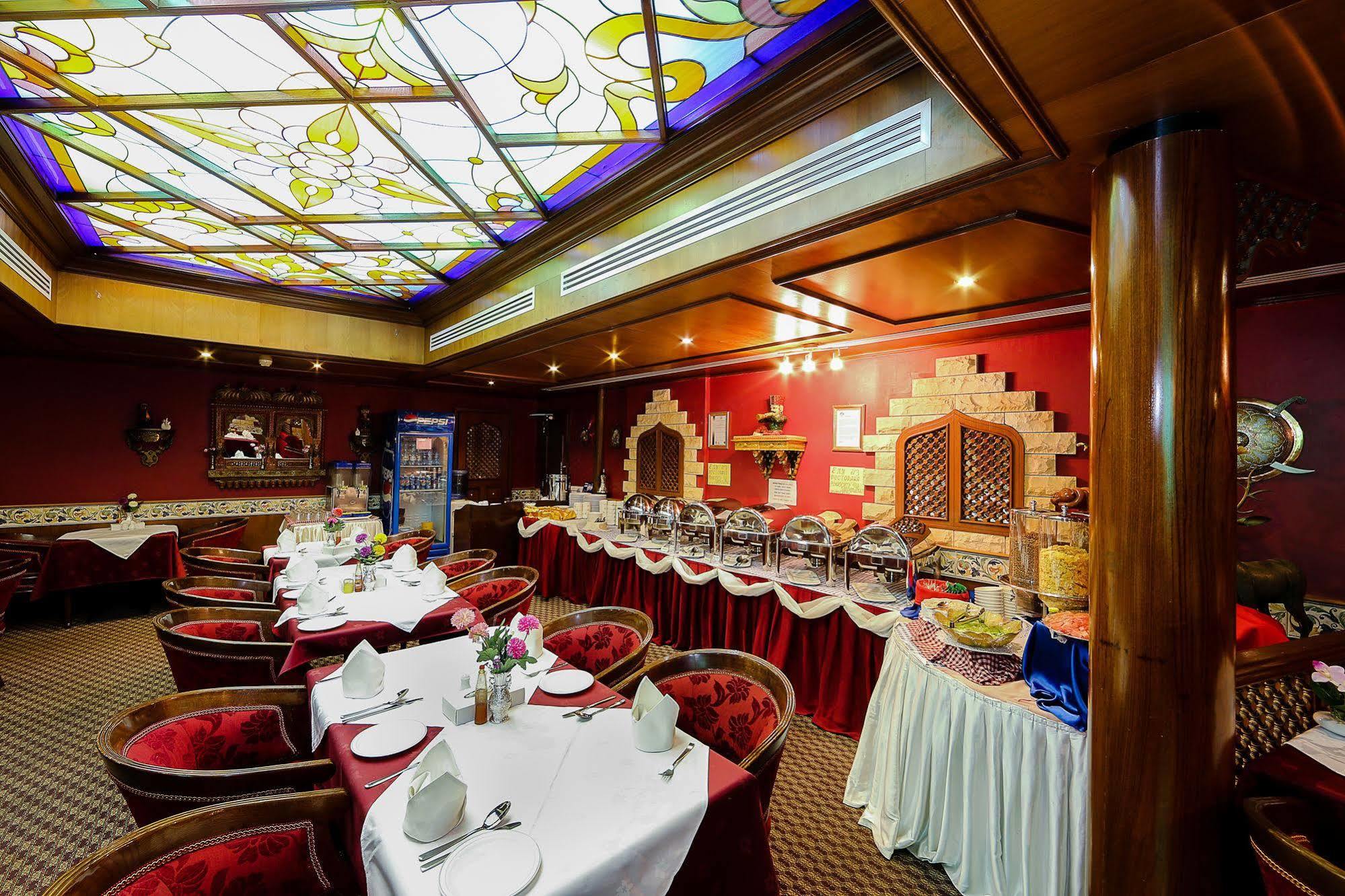 Jonrad Hotel Dubai Dış mekan fotoğraf