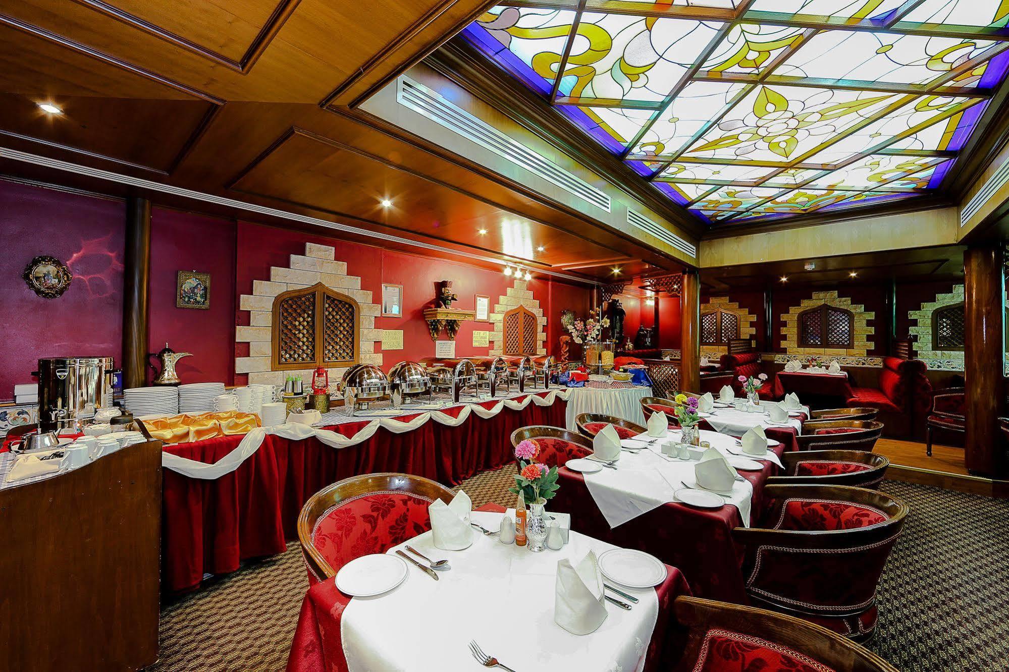 Jonrad Hotel Dubai Dış mekan fotoğraf